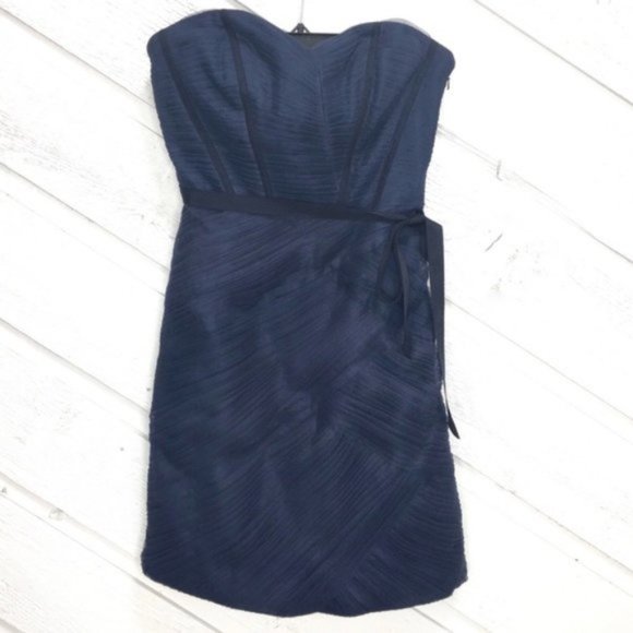 Monique Lhuillier Bridesmaids Dresses & Skirts - Monique Lhuillier Bridesmaids Strapless Dress d440